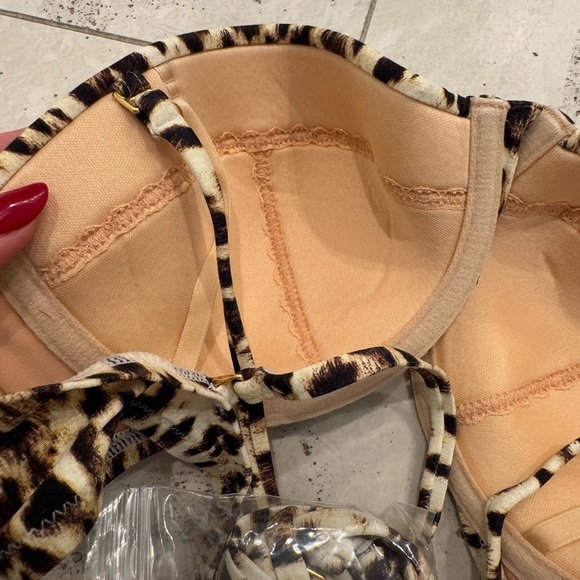 NWT J Crew Underwire Bikini Leopard Printed Swimsuit Top - Picture 7 of 7